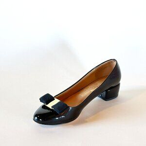 Salvatore Ferragamo Vara Ballet Pump